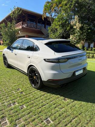 PORSCHE CAYENNE 3.0 V6 E-HYBRID COUPÉ PLATINUM EDITION AWD TIPTRONIC S
